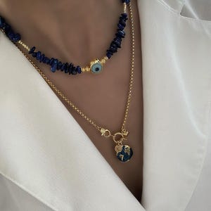 My World ラピス天然石ネックレス、愛と家族のチャーム、特別なロックシステム、カスタマイズ可能な文字付き 2 ピースネックレスセット