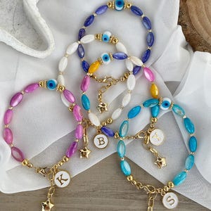 Pulseira personalizada com letras, pulseira de berloques feita à mão, joias de pedra natural da sorte, presente exclusivo para mulheres, mãe, ocasião especial