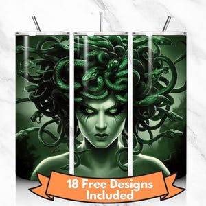 Pode incluir: Três copos de aço inoxidável com um design verde e preto que apresenta uma mulher com cobras como cabelo. O design é uma ilustração estilizada de Medusa.
