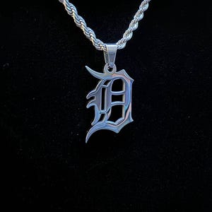 Collar de plata con la D de Detroit, D de Detroit, collar de cuerda de plata con la D, collar con la D, Tigres de Detroit, collar de cadena de béisbol de plata, regalo del Día del Padre