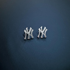 Pendientes de plata de NY / Pendientes de Nueva York / Pendientes de los Yankees de Nueva York / Pendientes de plata / Pendientes de béisbol - Unisex - Regalo para el Día del Padre