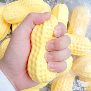 Gör-det-själv anpassningsbart TPR-jordnötssquishy tomt skal, TPR-jordnötssquishy tomt skal, krämig jordnötssquishy-boll, fidget sensorisk boll, skrivbordsdekor