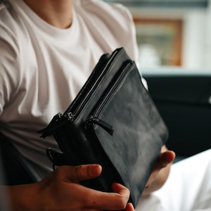 Borsa a tracolla sottile in pelle: tracolla nera, piccola borsa da viaggio