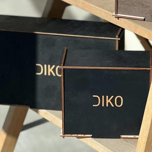 Minimalistische Geschenkbox, ästhetische Geschenkbox, schwarze Geschenkbox für Trauzeuge, schwarze Geschenkebox für Männer, Geburtstagsgeschenkbox, Geschenkbox für Männer