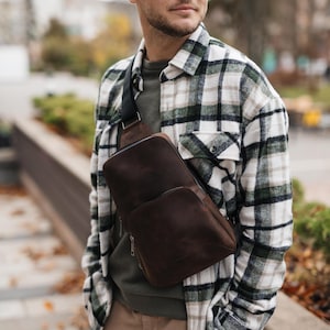 Sac à bandoulière marron pour homme, sac à bandoulière en cuir décontracté, sac à bandoulière en cuir véritable pour homme, sac à bandoulière marron pour homme, idée de cadeaux de Noël pour papa ou mari