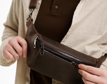 Donkerbruine leren heuptas heren voor dagelijks gebruik – compact crossbody-heuptasje