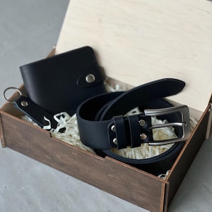 Brieftasche + Gürtel + Schlüsselbund Männer Geschenkset für Freund oder Ehemann, benutzerdefinierte Männer Geschenkbox, Groomsmen Vorschlagsbox, personalisiertes Groomsmen Geschenk