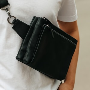Schwarze Leder Sling Bag Men, City Schulter Crossbody, Sling Brust Brieftasche, Bananen Gürteltasche, Leder Geldbörse & Compact Sling für den Alltag