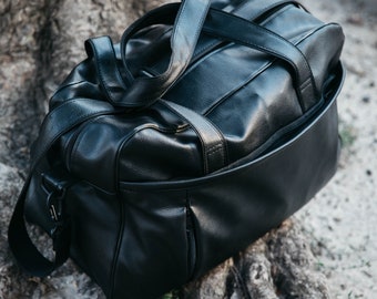 Travel bag for men, weekender bag eco eather, holdall bag for him, groomsmen duffel bag gift idea, weekend luggage bag, man carry on bag