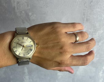 VINTAGE USSR Watch SLAVA Au Gold Plated Rare export 21 stones Gold plated