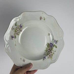 Exquisite antique imperial Russian porcelain plate, Kuznetsov factory, hand-painted