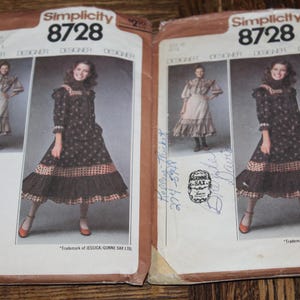 Vintage 1970s 1978 Simplicity 8728 Jessica McClintock Gunne Sax Mid-calf Two-piece Dress with Ruffled Top and Skirt Pattern Size 6/8 or 12