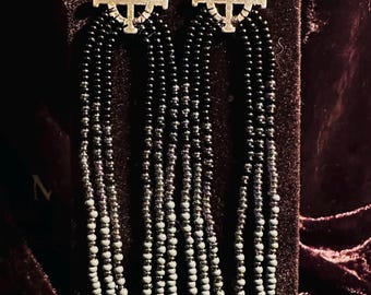 GHOST-band - franjeoorbellen met kralen en spike - zwart/grijs