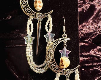 Halve maan met hangende kralen: wit/kristalhelder/schedel/spike/ster