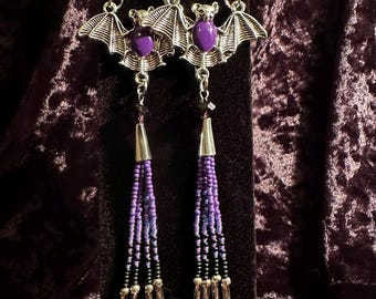 Beaded loop dangled earrings with purple bat - Purple/ Black