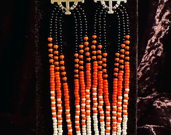 GHOST-band - franjeoorbellen met kralen en spike - oranje/zwart-wit