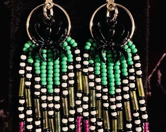 Hoepel met franjes en spin - Beetlejuice