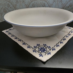 Pfaltzgraff Stoneware Large Serving Bowl