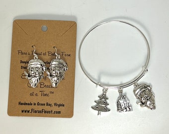 Silver Vintage Santa Claus Earrings and Bangle Charm Bracelet Set