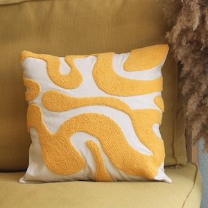 Punch Needle Pillow Cover, Groovy Yellow Abstract Wavy Pillowcase, Boho Throw Pillow, Handmade Modern Home Decor, Cozy Gift for Her