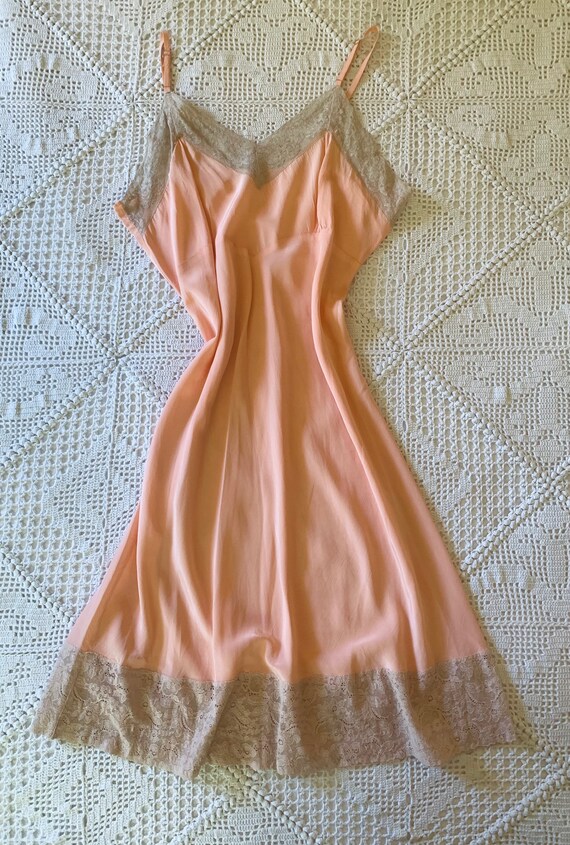 1940s Slip Dress Peach Rayon Lace M ML - image 6