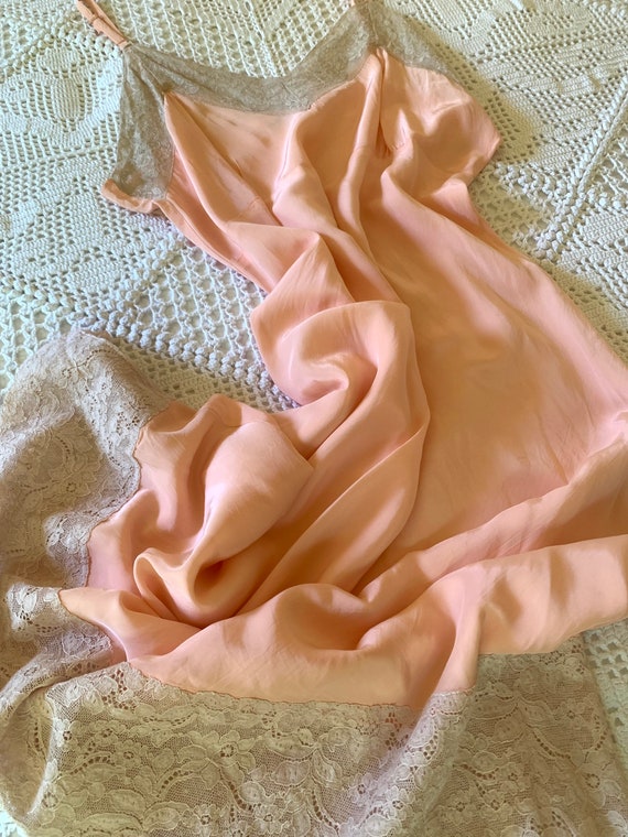 1940s Slip Dress Peach Rayon Lace M ML - image 2