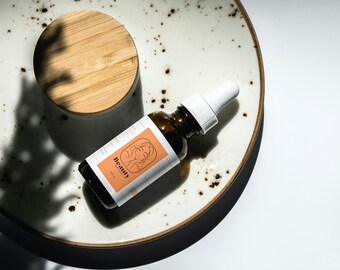 Personalized Beauty and Cosmetic Labels for Professional Product Presentation and Branding