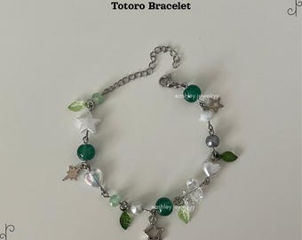 Grün Weiß Ästhetisches Perlen Armband: Waldgeist, Anime Schmuck