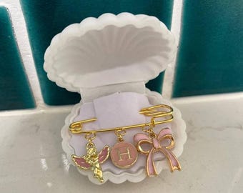 Personalised Baby Keepsake Gift, Safety Pin Brooch, Present for Christening, Baptism, Confirmation, New Baby Gift, Personalized Newborn Gift