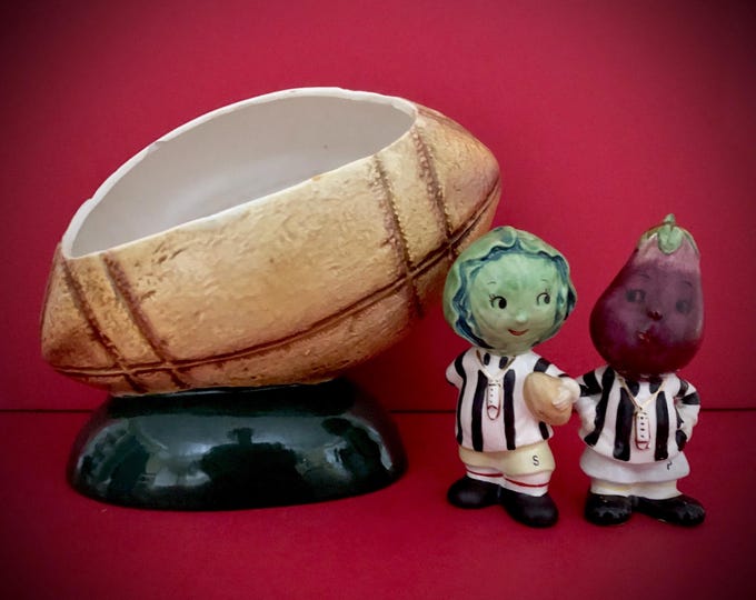 Napco Anthropomorphic Referee Vegetable Salt Pepper Shakers MCM midcentury