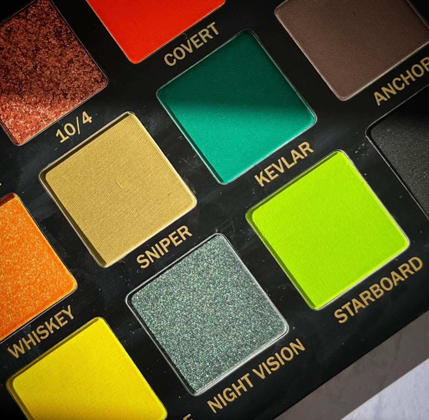 Military Queens Eyeshadow Palette