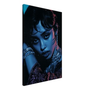 Moonlit Vixen — Neonfarbene Porträtleinwand | Schwüle Femme Fatale Kunst | Mutige feminine Wanddekoration