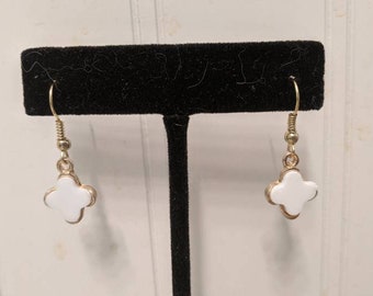 White and Gold Quatrefoil Dangle Earrings