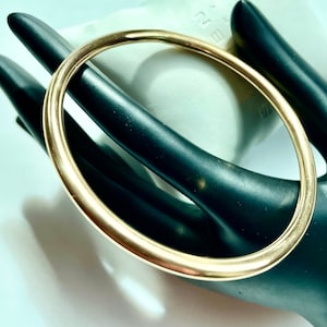 14K Gold Fill, Thick 6 Gauge  Round Wire Bangle