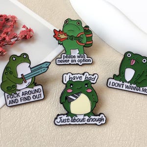 Funny Frog Enamel Pin / Cute Pin Badge / Lapel Pin / Collar Pin / Funny Enamel Pin Set / Birthday Gift for Her/Him
