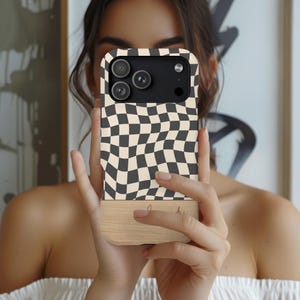 Personalized Retro Wavy Checkered Case For iPhone 17 16 15 14 13 12 MagSafe Case, Samsung Galaxy S26 S25 S24 S23 S22 S21 Google Pixel 9 8 7