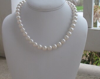 Large Pearl Necklace Chunky Bridal Necklace, Large Bead Single Strand Gifts for Bridesmaids Gifts Wedding Jewelry, Bridal Jewelry, Olivia
