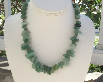 Green Necklace, Sea Green Jewelry, Medium Green Necklace, Chunky Green Necklace, Gemstone Chip Necklace, Statement Necklace, Green Jewelry