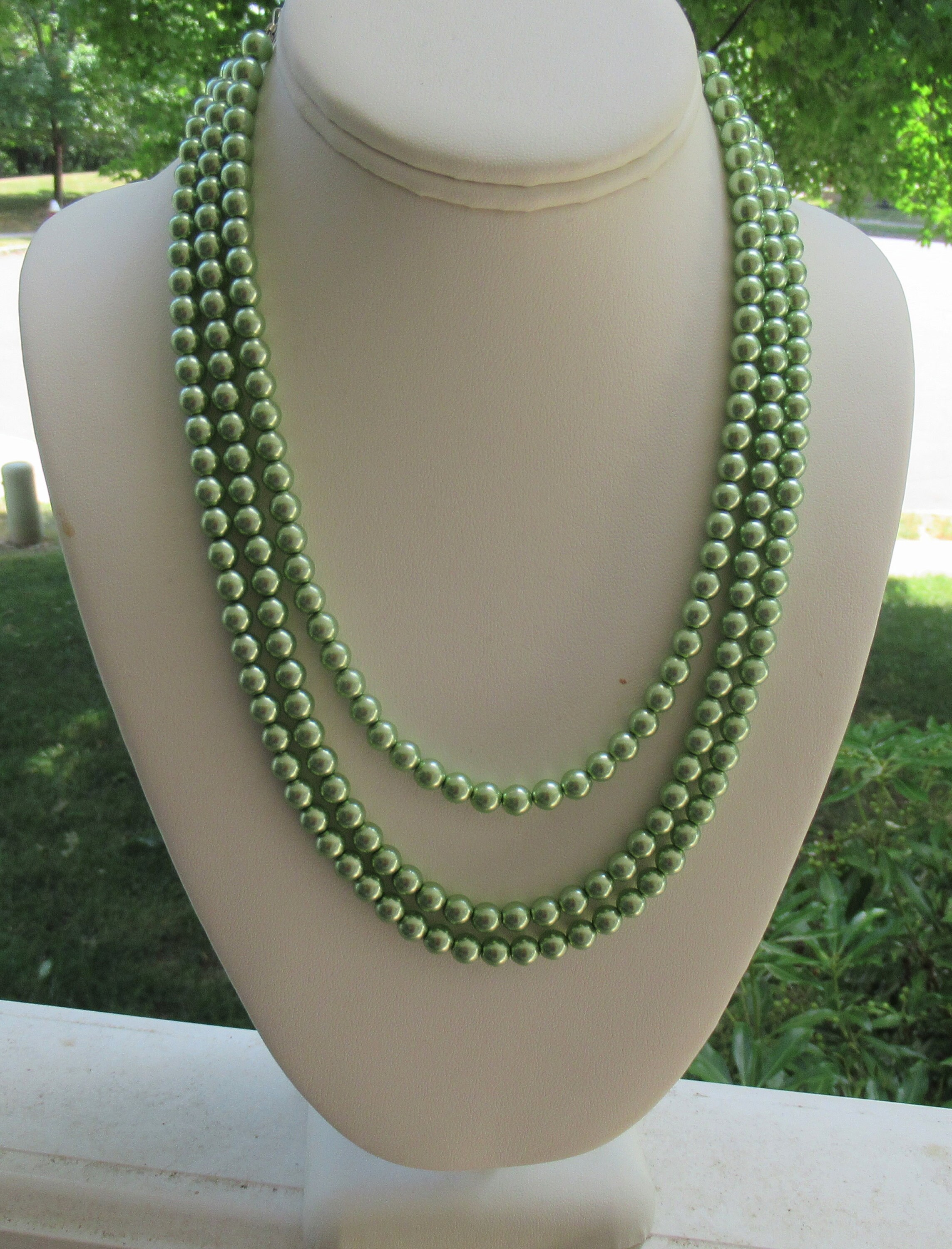 Green shop pearl necklace