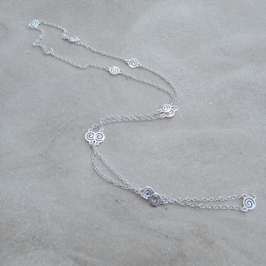 Extra Long Necklace, Long Silver Disc Necklace, Gifts for her, Endless Necklace, Layering Necklace, Cougar Town Necklace Courtney Cox