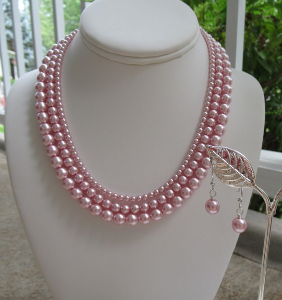 Pink necklace set sale