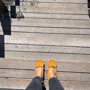 moccasins, turmeric size 6