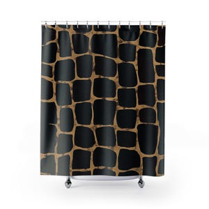 Giraffe Print Shower Curtain: Modern Animal Pattern Bathroom Decor