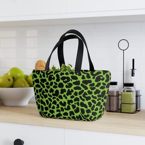 Vibrant Leopard Print Lunch Bag, Insulated Cooler Tote for Work, School, Travel, Parties, Stylish Food Carrier
