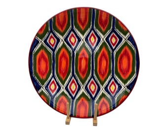 Plato de cerámica uzbeka pintado a mano: diseño floral tradicional