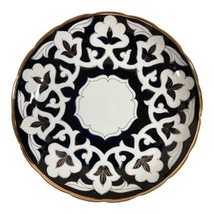 Uzbek Ceramic Plate: Hand-Painted Cotton Flower Design with Gold Accents