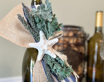Wine Bottle Gift Bow with Starfish, Dinner Gift for Hostess, Wine Bottle Wrap, Bottle Bouquet, Beach House Housewarming Gift for Newlywed