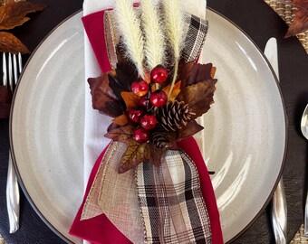 Thanksgiving Napkin Ring, Fall Home Decor, Autumn table topper, cozy fall decor