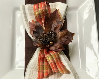 Fall Leaf Napkin Ring with Plaid Ribbon, thanksgiving decor,  Autumn Table Decor, Fall Wedding, fall decor