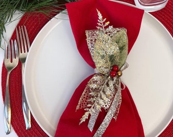 Christmas Napkin Ring, Seasonal Decor with Bay Leaves, Holiday Table Party Decor, Housewarming gift for newlywed, Napkin Holder